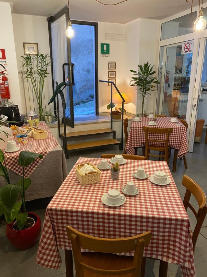 Locanda Le Ginestre Cantalupo in Sabina ภายนอก รูปภาพ